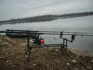 GIANTS FISHING Stojan Compact Rod Pod 3 Rods