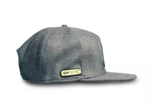 RidgeMonkey kšiltovka s rovným kšiltem APEarel Dropback Snapback