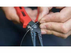 Fox Rage Kleště Belt Pliers 18.5cm