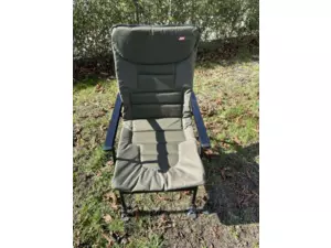 Křeslo JRC Defender Hi-Recliner Armchair VYSTAVENÝ KUS