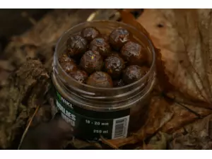 Nikl Boilies v dipu Giga Squid 250g