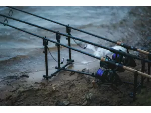 Giants fishing Stojan Black Rod Pod 3 Rods