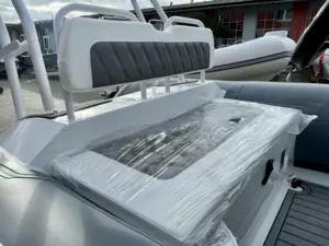 BOAT007 nafukovací člun RIB 480 ALU Sundeck