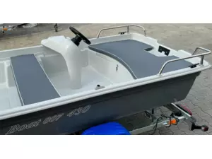 BOAT007 motorový člun DM 430 Lux