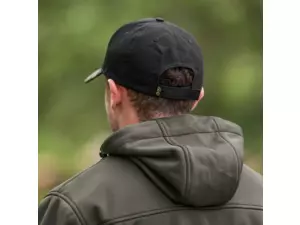 Avid Carp Kšiltovka Black And Camo Cap