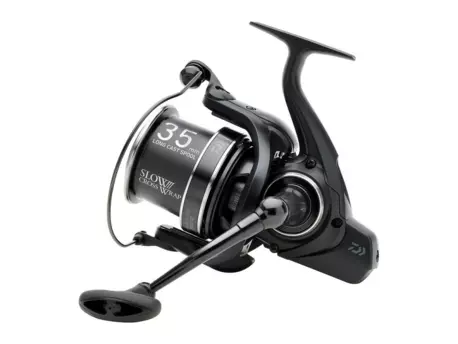 Kaprový rybářský naviják DAIWA 23 Emblem 45 SCW QD