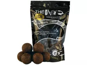 THE ONE Rozpustné boilies Black Soluble Smoked Fish 1 kg VÝPRODEJ