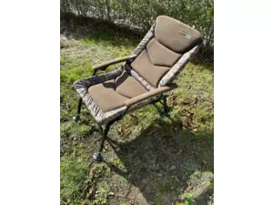 ZFISH Křeslo Deluxe Camo Chair VYSTAVENÝ KUS