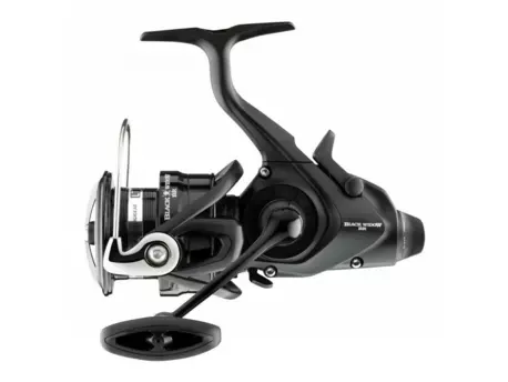 Daiwa Naviják Black Widow BR LT 2500