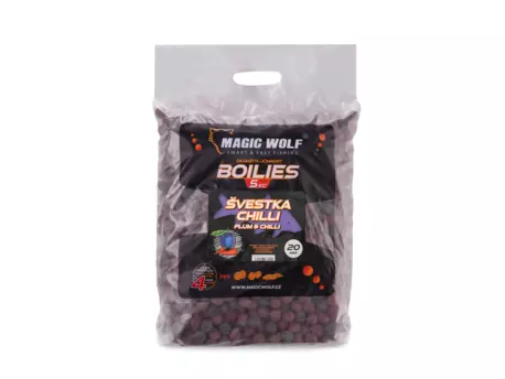 MAGIC WOLF BOILIES CHILLI ŠVESTKA 5KG