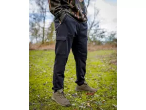 Fox tepláky  LW BLACK/CAMO COMBAT JOGGERS