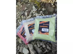 ČESKÝ PARTIKL Strouhanka 1 kg - ČERVENÁ