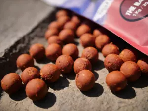 Carp Time G.B.U. Boilies THE MAPLE