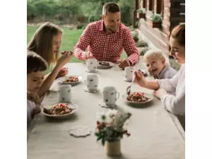 EXPRESS MENU Kuřecí vývar s masem a zeleninou - 2 porce