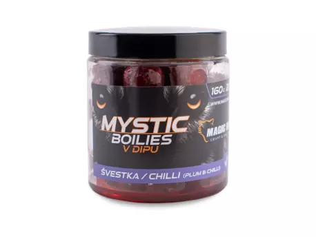 MAGIC WOLF Mystic Boilies v dipu 20mm CHILLI/ŠVESTKA 160g