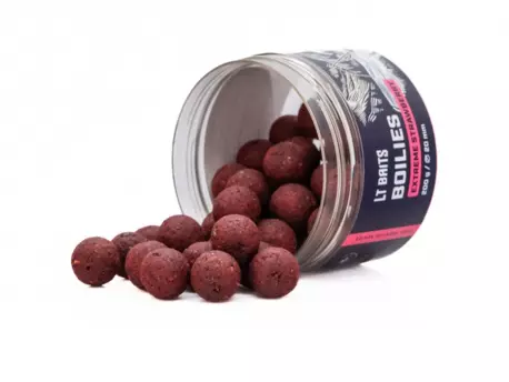 LT BAITS Boilies Extreme Strawberry Premium 200g