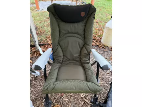 GIANTS FISHING Sedačka LUXURY XS VYSTAVENÝ KUS