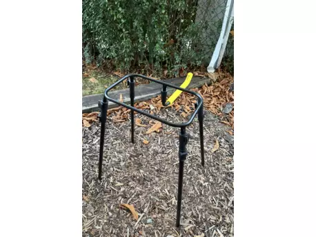 MIVARDI Stojan na zakrmování Rapid Box Professional (včetně 4 tyčí) VYSTAVENÝ KUS