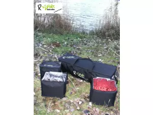 R-SPEKT Bait Transporter + 3x Bait Cube