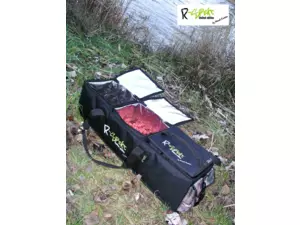 R-SPEKT Bait Transporter + 3x Bait Cube