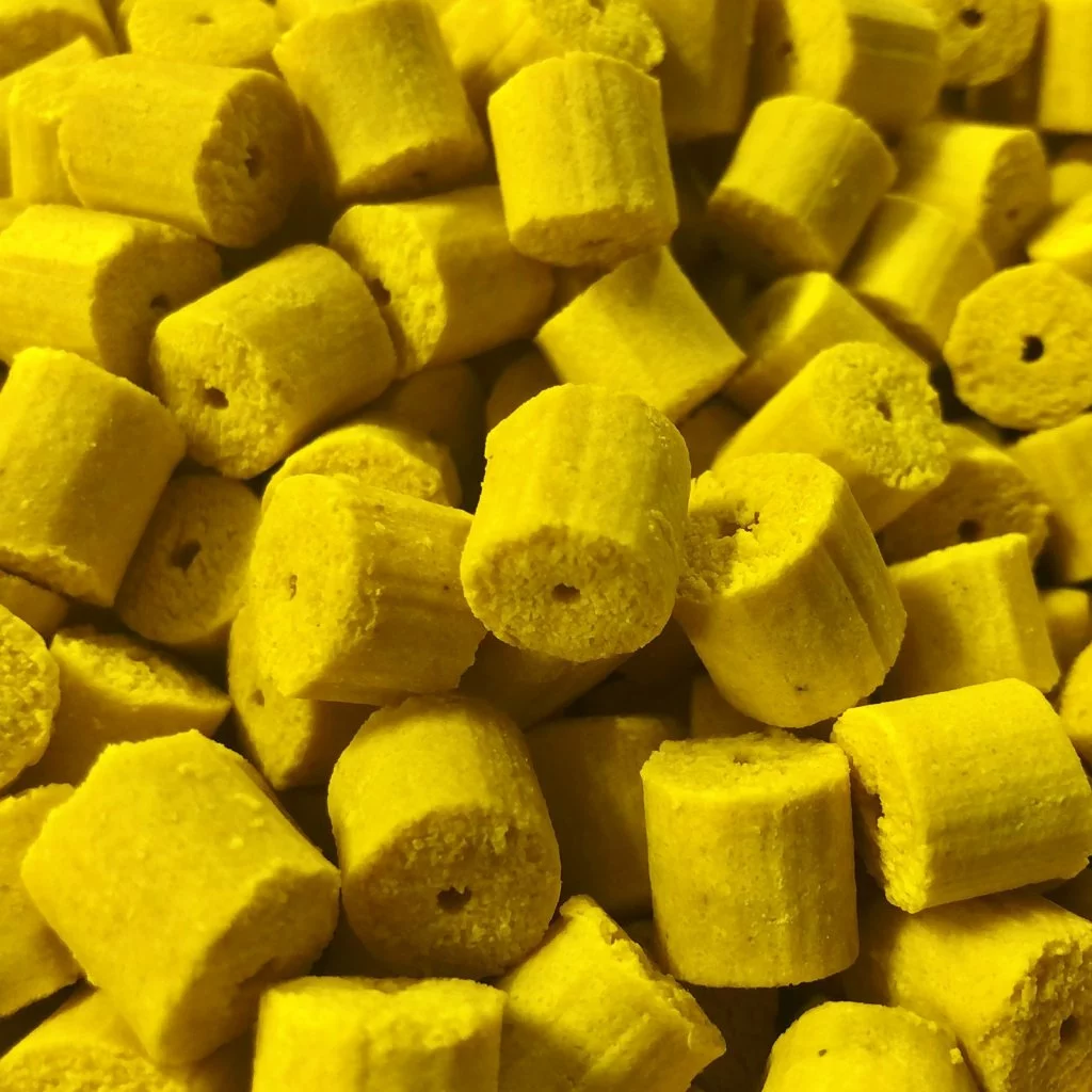 LK Baits Kukuřičné Pelety - Corn Pellets 1kg, 12mm