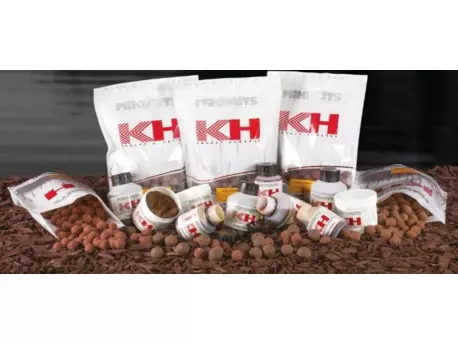 MIKBAITS Krvavý Huňáček trvanlivé boilie 1kg