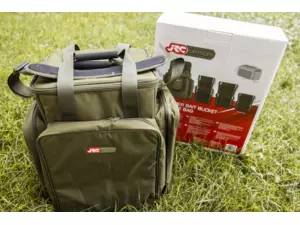 Taška na nástrahy JRC Defender Bait Bucket & Tackle bag VÝPRODEJ