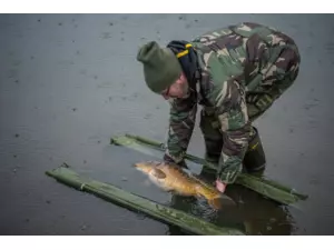 Vážící sak Wychwood Floating Weigh Sling