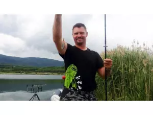 Tričko R-SPEKT DOUBLE CARP (zelený kapr)