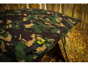 GIANTS FISHING SET Umbrella Brolly Exclusive CAMO 60 + lehátko Specialist 6Leg + Spací pytel 5 Season Ext Camo Sleeping Bag